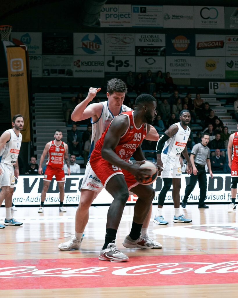 Joueur Spirou Basket.