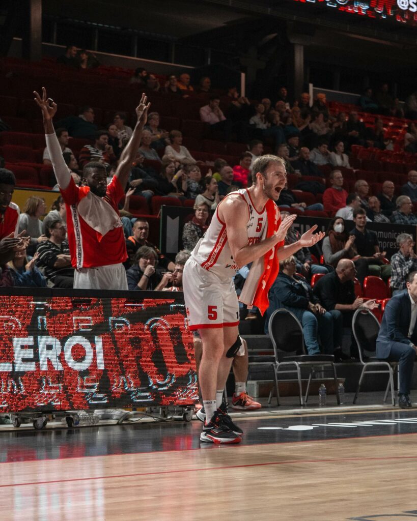 Joueur Spirou Basket.